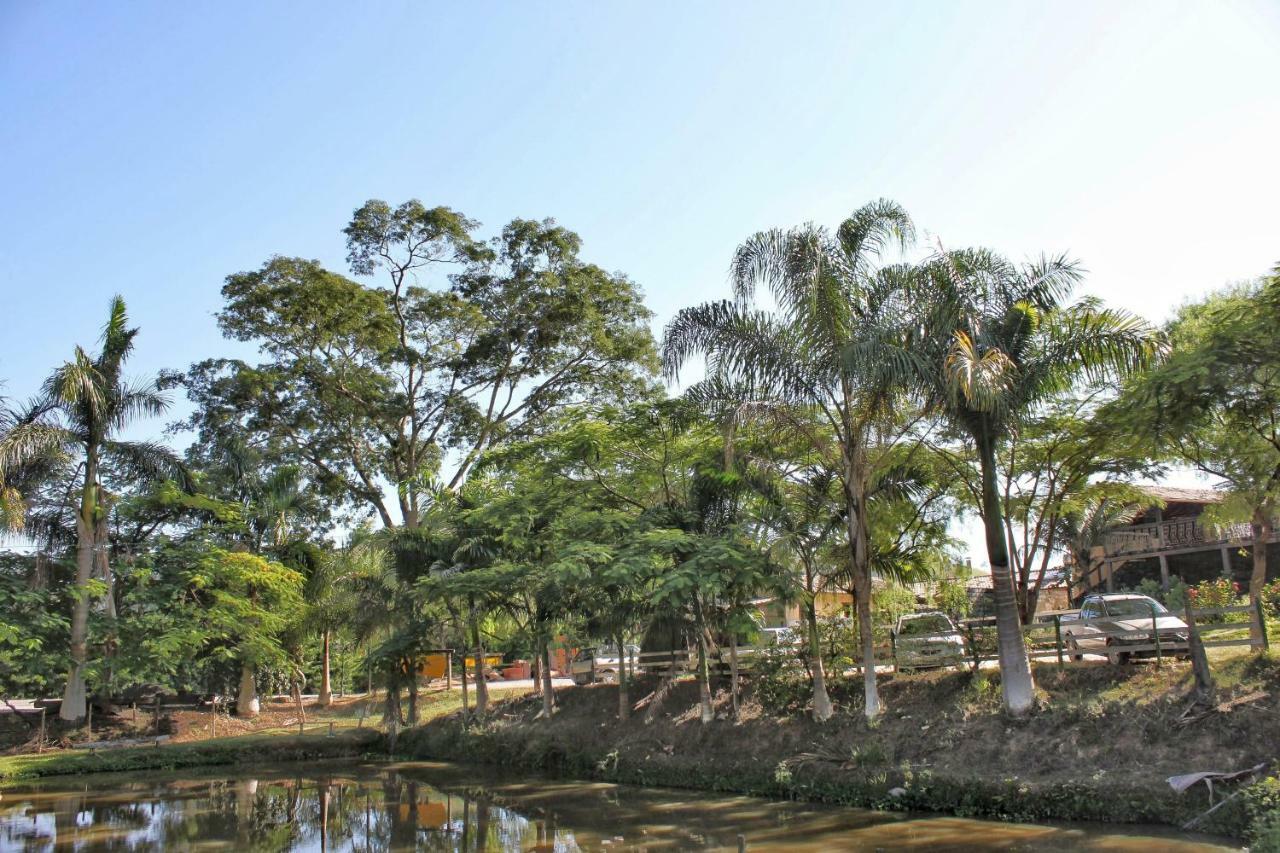 Pousada & Parada Olhos D'Agua Oliveira Fortes ภายนอก รูปภาพ
