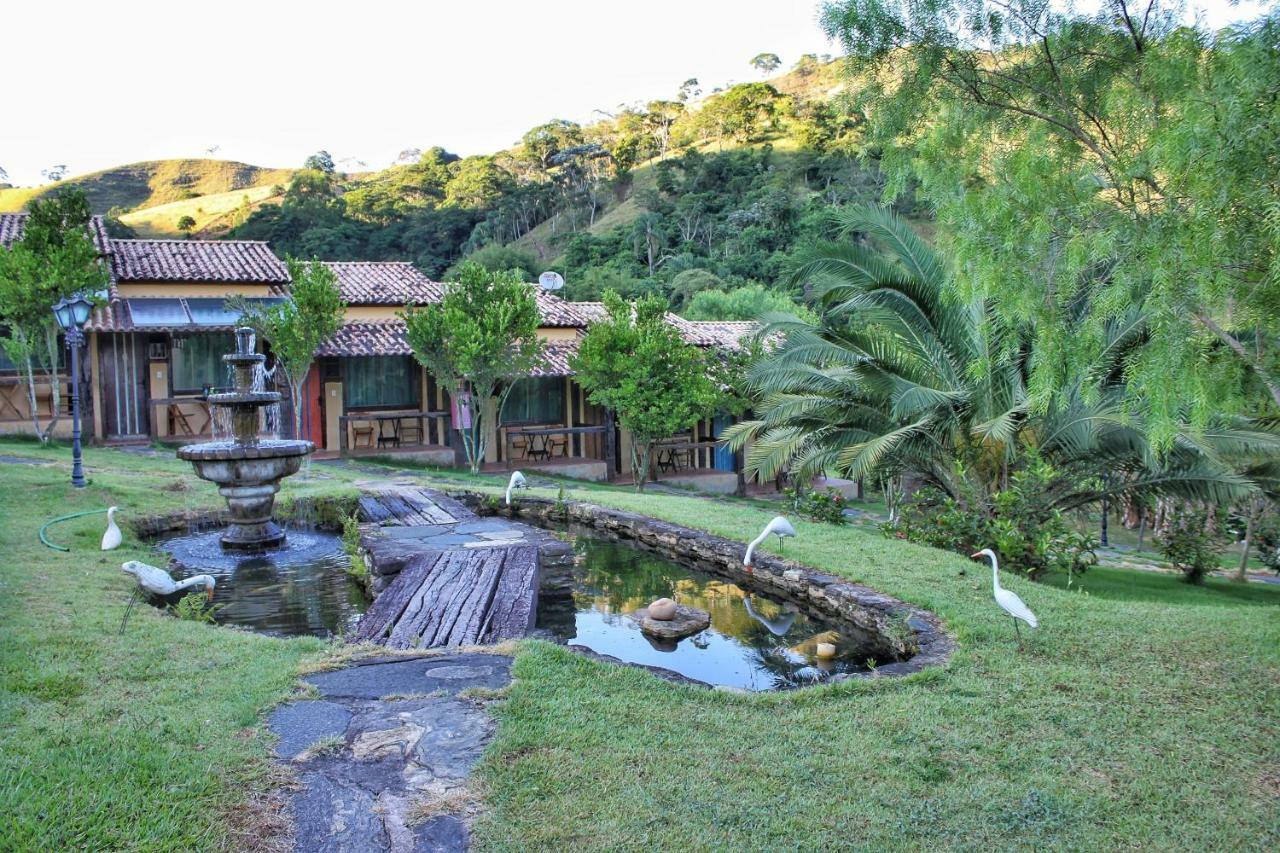 Pousada & Parada Olhos D'Agua Oliveira Fortes ภายนอก รูปภาพ