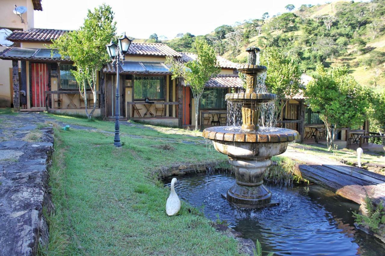 Pousada & Parada Olhos D'Agua Oliveira Fortes ภายนอก รูปภาพ
